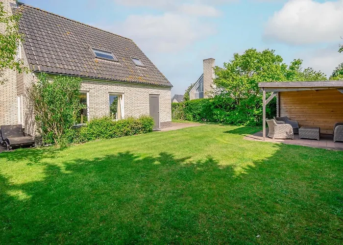 Vakantiehuis Villapark Kamperfoelie 81 *