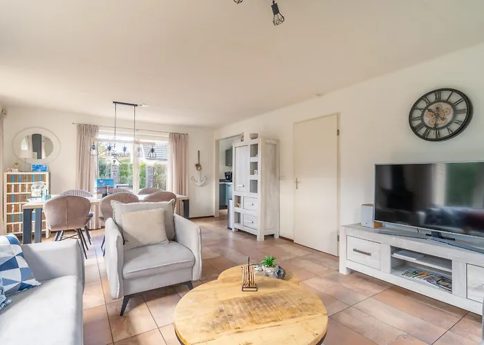 Vakantiehuis Villapark Kamperfoelie 81 *